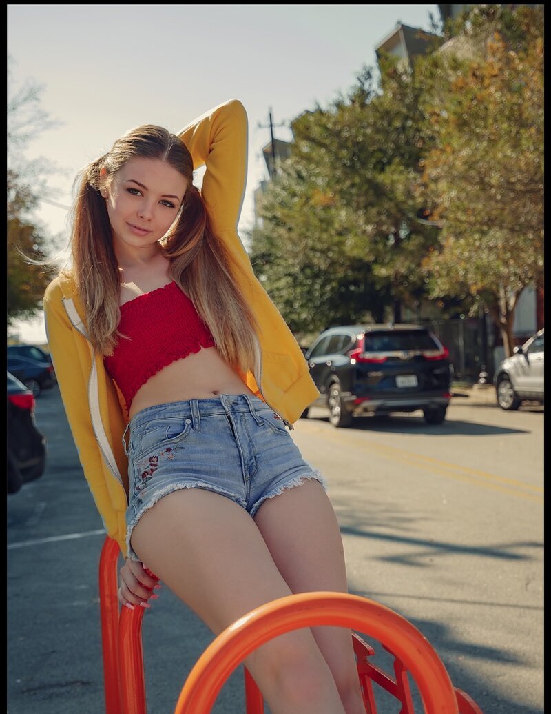 Вика, 22